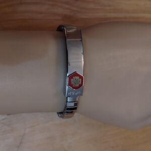 Stainless steel stretchy medical bracelet